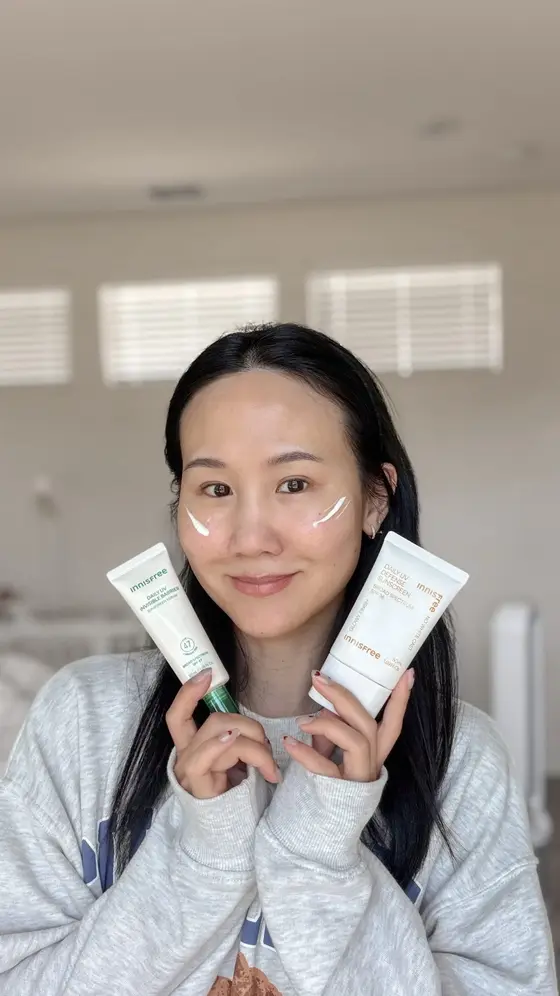 Which @innisfreeusa sunscreen is right for you? ☀️
🧡 SPF 36 Daily UV Defense…