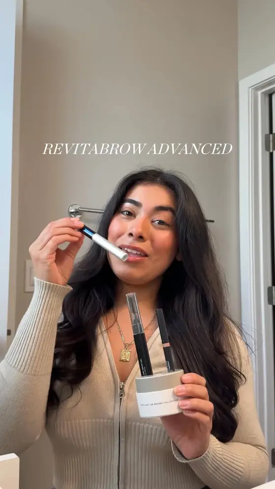 TUBING MASCARA THAT SUPPORTS LASH GROWTH