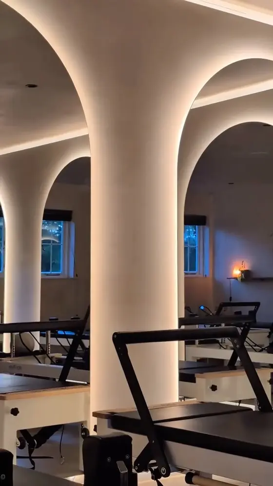 Circuit | Reformer isn’t one thing. It’s four.

A warm-up that wakes up the dee…