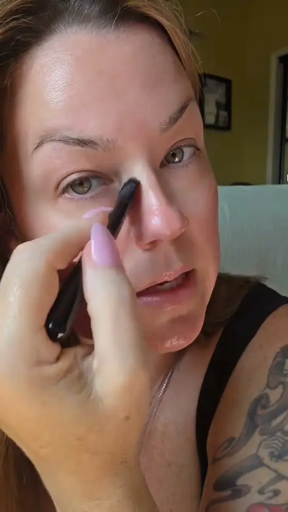 Tired Eyes? Watch Them Tighten in Real Time 👉
