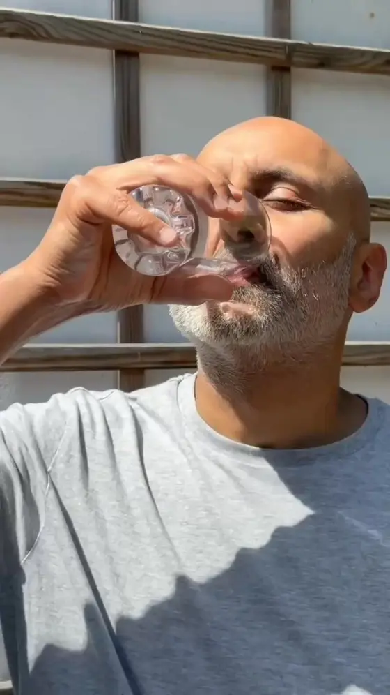 Drinking lots of water but still feeling thirsty? Try this simple homemade hone…