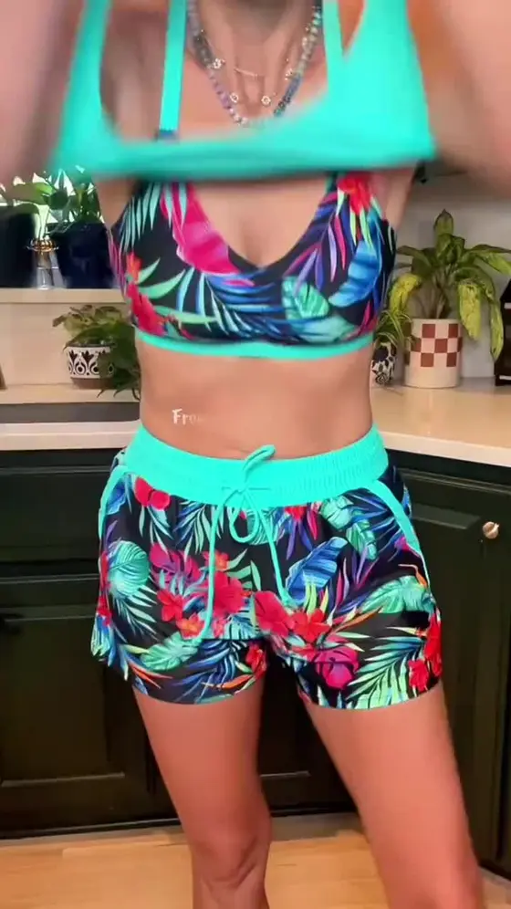 Abdeckung Und Bikini Crisscross Ärmelloses Oberteil + Kordelzug Bedruckte Hose…