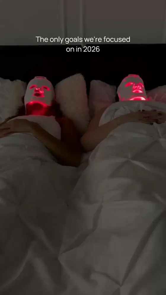 2026 is all about red light therapy and actually taking care of ourselves🥂

Re…