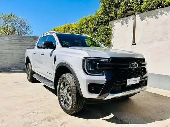 🔥 NUOVO FORD RANGER WILDTRAK
Il pick-up definitivo per chi non vuole compromes…