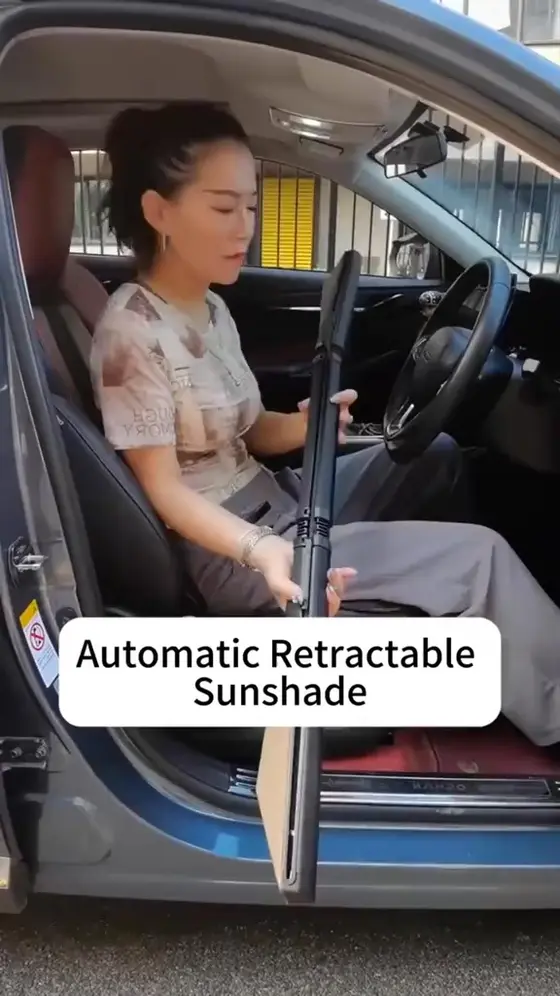 🌞 Automatic retractable car sunshade