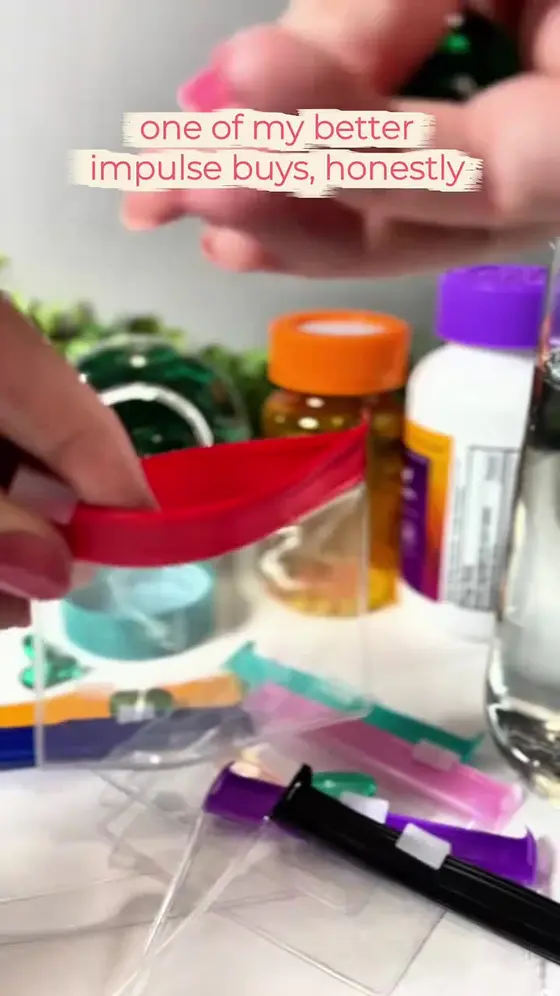 Self-sealing zipper medicine bags