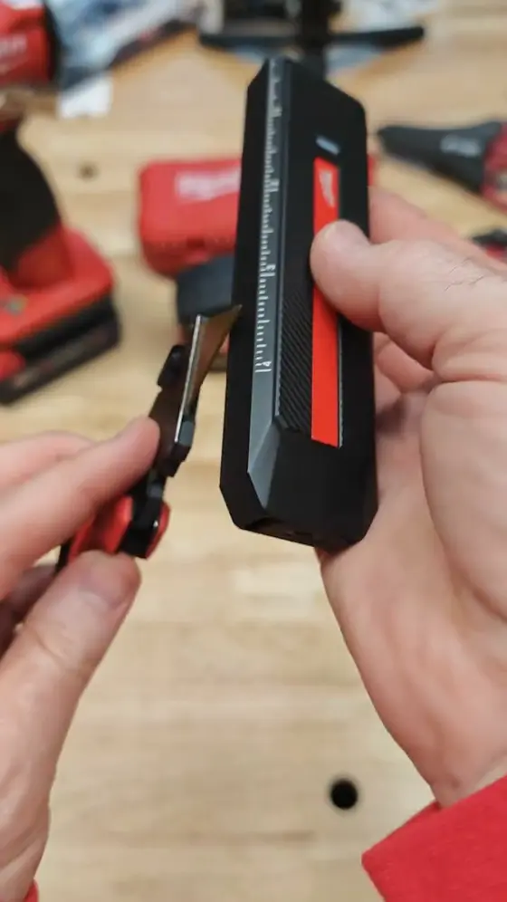 🔥All-New Milwaukee Multifunction Pocket Flashlight!
Slim rechargeable inspecti…