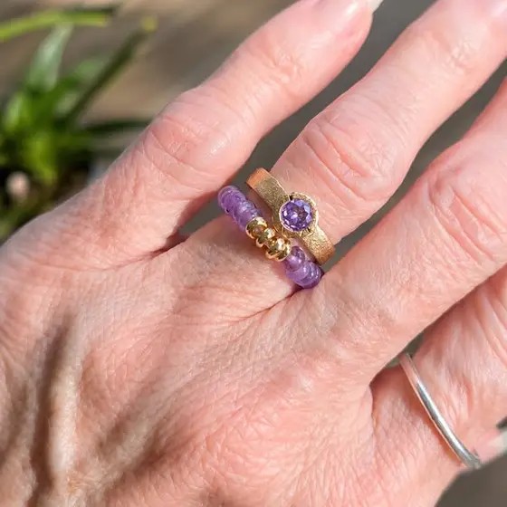 Yesterday I made four rings.
Only one survived the kiln.
Three cracked after…