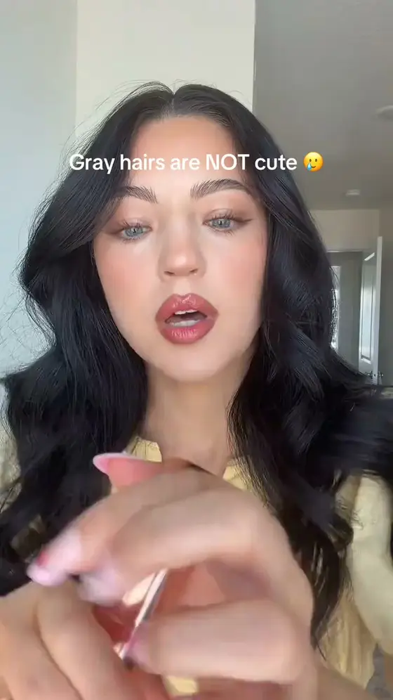 Hair Concealer for Gray Roots – Instantly Fuller Hair Look