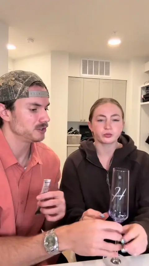 Purple mouthwash for dental care