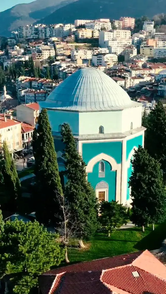Bir şehrin hikâyesi, ona gönül verenlerin emeğiyle yazılır. Bizler de Yıldırım’…