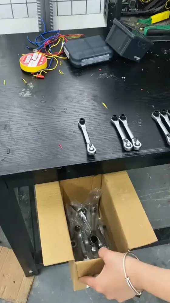 Mini-Ratsche für enge Stellen