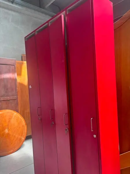 Armadio ! tre ante 2 ante 4 ante rosso verde bianco noce Non è un grande magazz…