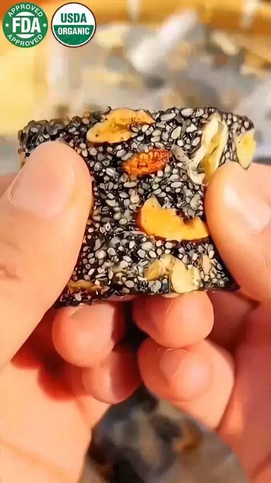 Herbal Black Sesame Walnut Cake