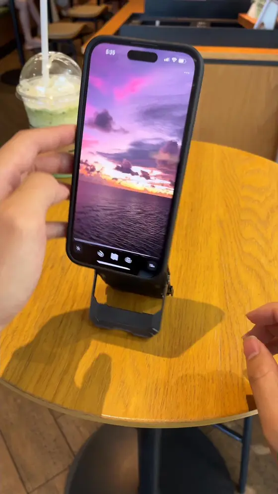🎯 Magnetic Wallet & Stand Pro