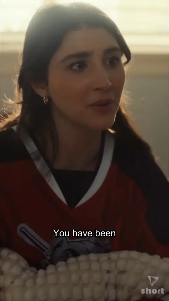 She Moved In With Her Best Friend’s Brother… The Past Came Flooding Back 💔✨
