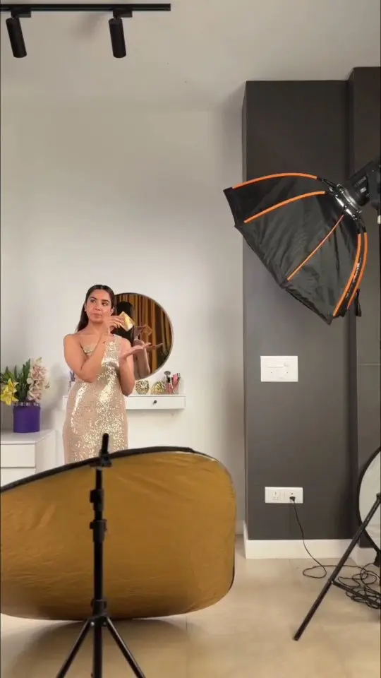 Bts from skincare brand with Model Anushka

Contact for models /actors /interna…