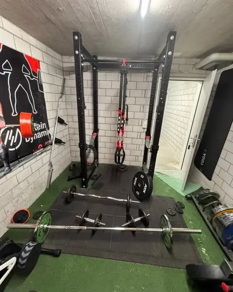 ATX Pro Home Gym Komplett (300kg) – Rack, Bench, Bars & Plates