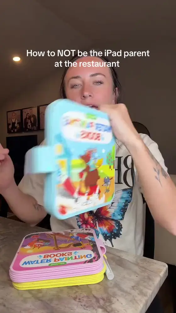 🎨 Finally, a painting toy that doesn't stain your sofa – just tap water, no me…