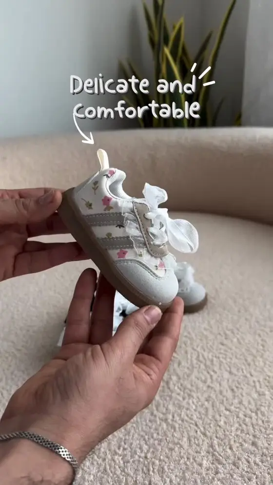 🌸 Children's Sneakers with Flowers and Bow

😍 Buy 2 and get 5% off
Buy 99 and…