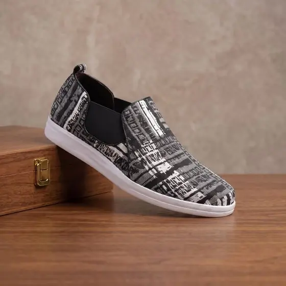 Few Left 65% OFF