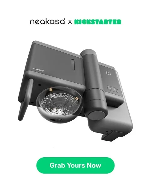 The World's First Fresh-Made Wet Meal Maker