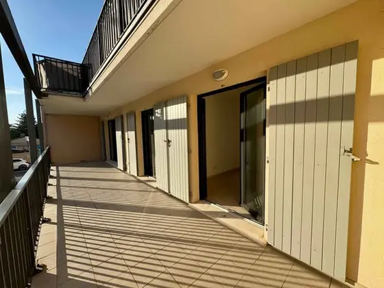 3 pièces - Appartement