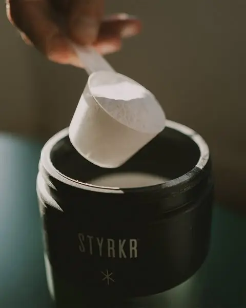Carbs AND Electrolytes. One Scoop.