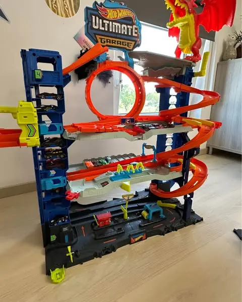 Hot wheels lot de 8 jeux prix neuf 300€ et plus !