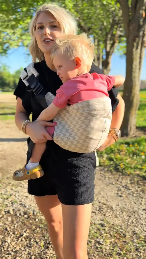 💖Stylish Houndstooth Side-Carry Baby Carrier