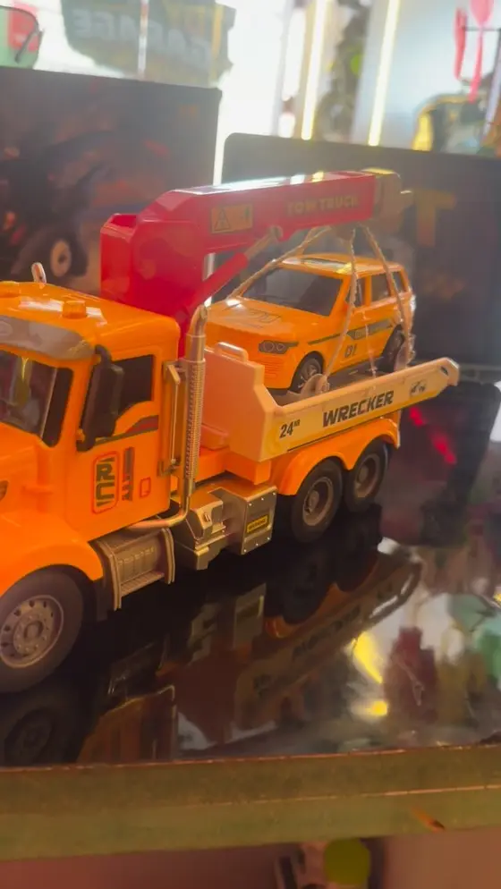 Rev up your kid's playtime with Addie's Toy Garage! ��
• Imaginative toys for l…